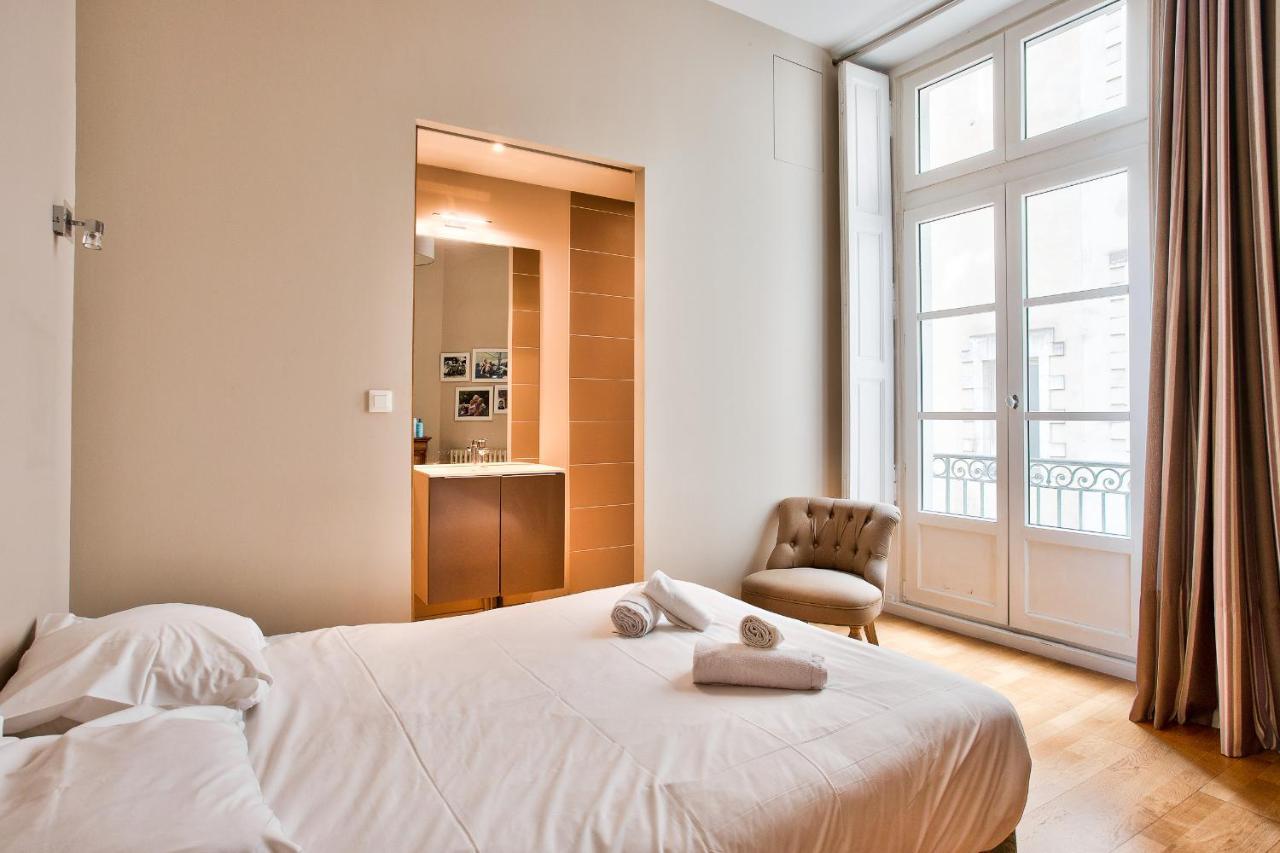 En Plein Centre Ville Appartement D'Exception Nantes Exterior foto
